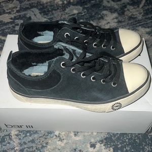 UGG Converse Style Sneaker